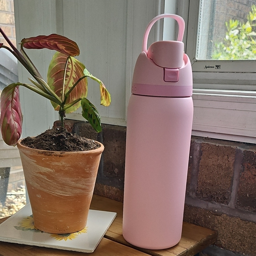 Owala 32 OZ Pink Water Bottle